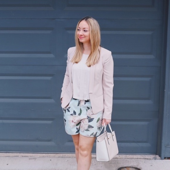 NWT Ted Baker Magnificent Textured Mint Shorts - Picture 1 of 4